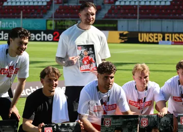 HFC verabschiedet sieben Profis nach Pokalsieg