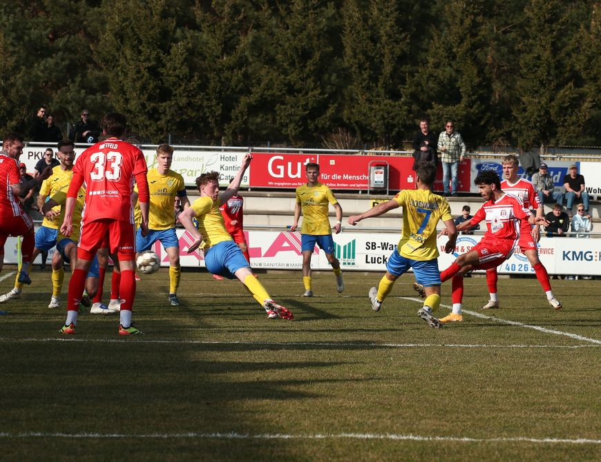 Luckenwalde trotzt Halle ein Unentschieden ab